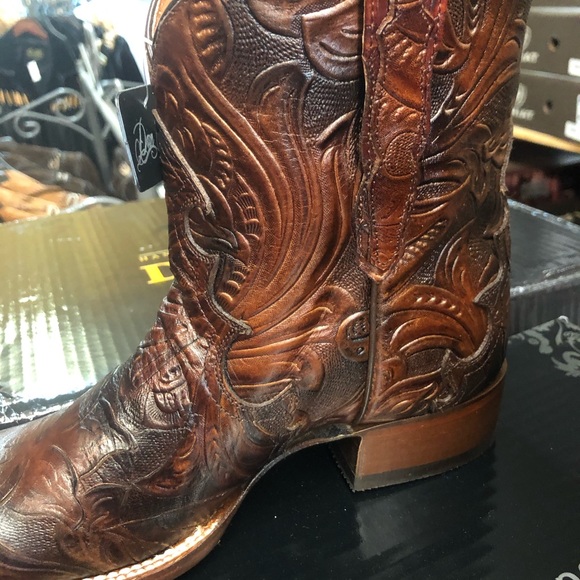 Ladies custom dan post embossed short boot brn NWT - Picture 4 of 8